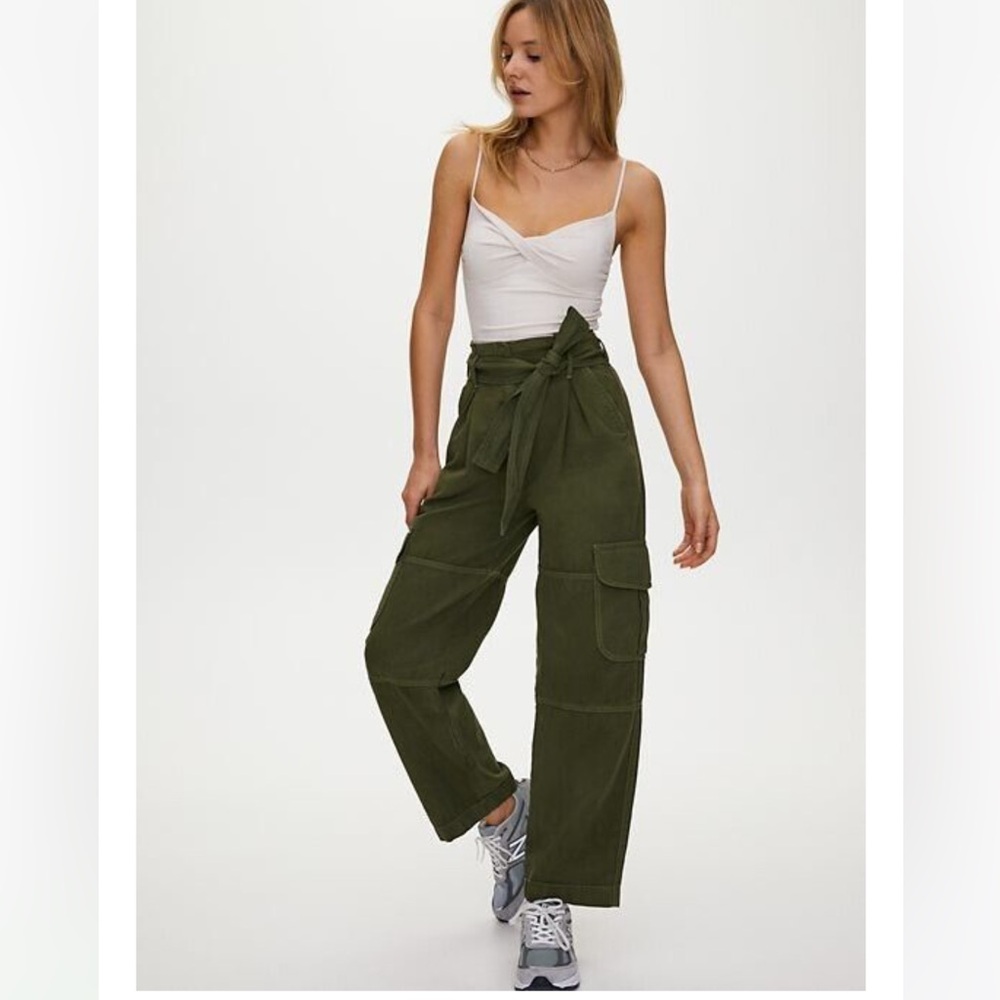 Wilfred free nova cream tan tie waist baggy cargo pants size 8